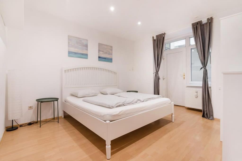 Spacious Central Apartment Wina Bagian luar foto