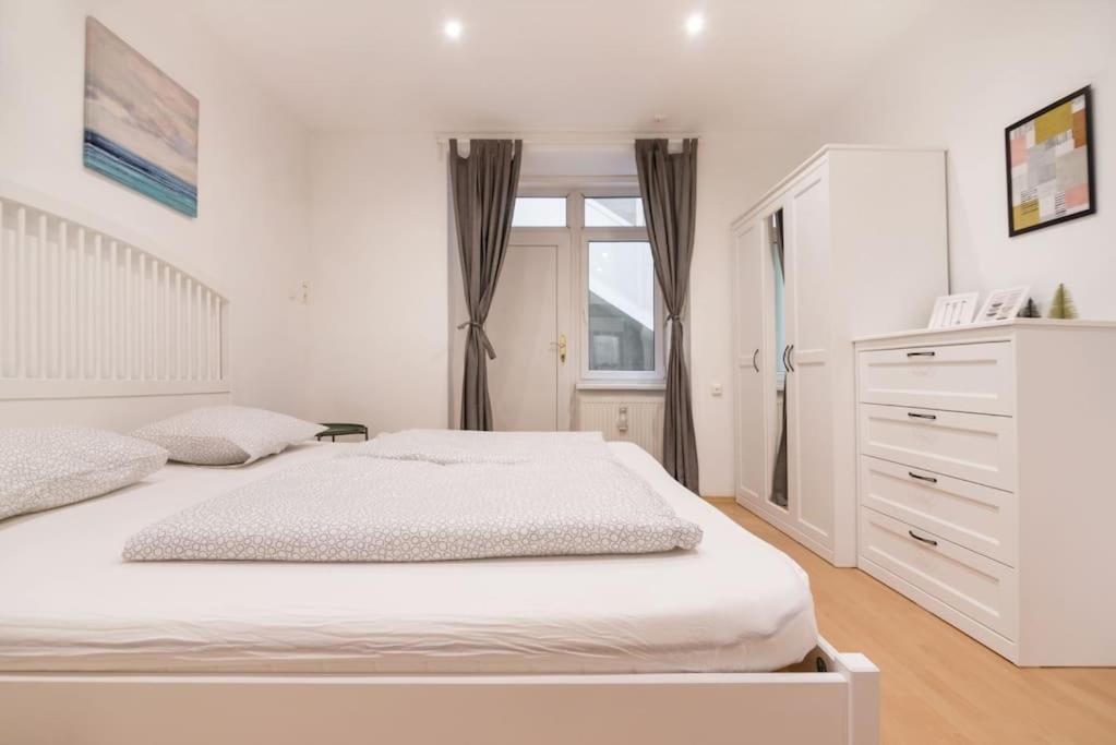 Spacious Central Apartment Wina Bagian luar foto